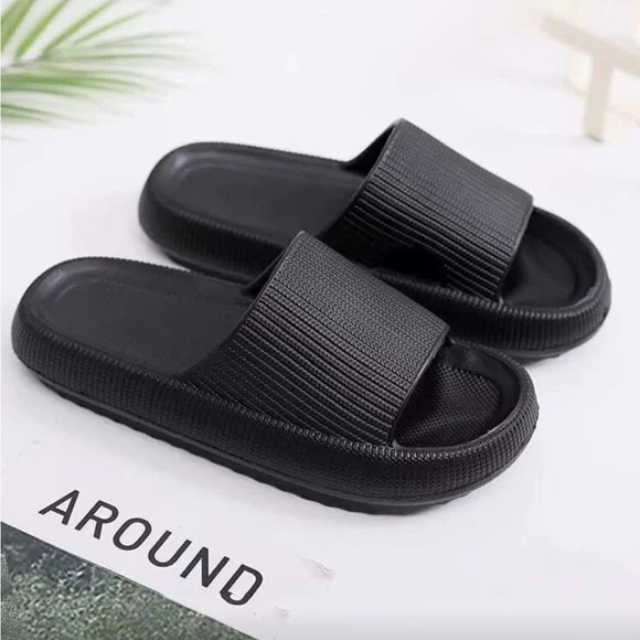 Men's Classic Black Slide Sandals - Picture 3 of 5